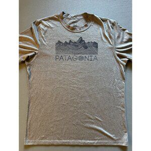 Patagonia Gray Hiking Outdoor  T-shirt Polyester Medium